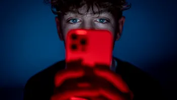 Interzicerea rețelelor sociale pentru copii și adolescenți sună bine, dar internetul nu se repară apăsând pe un singur buton