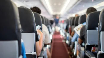 Noi reguli pentru călătoriile cu avionul. Pasagerii agresivi riscă să nu mai poată zbura cu nicio companie aeriană