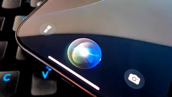 Apple pregătește marea revenire a lui Siri. iPhone-ul ar putea primi asistentul AI pe care utilizatorii îl așteaptă de ani întregi