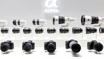 Ce aparat foto mirrorless merită să cumperi în 2026? 5 modele populare disponibile acum în România