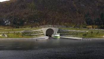 Norvegia vrea să spargă muntele pentru nave: primul tunel maritim din lume primește o nouă șansă