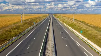 Topul amenzilor pe care le primesc românii vara. Ce nu ai voie să faci în trafic, puţini ţin cont de aceste reguli banale