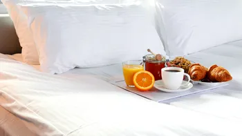 Dotările pe care trebuie să le aibă hotelurile și pensiunile în funcție de stele și margarete. Așa eviți să plătești pentru servicii inexistente