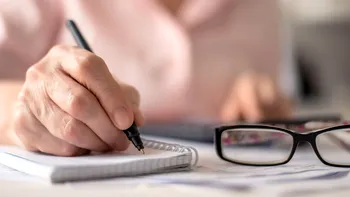 Cele 5 greșeli care îți pot micșora pensia chiar şi cu mii de lei. Ce îți poate tăia din punctaj fără să îți dai seama
