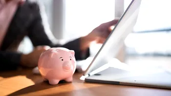 Banii ținuți în cont sunt sau nu în siguranță? Ce se întâmplă dacă o bancă intră în faliment în România