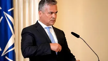 Programul de guvernare al lui Adrian Veștea. Ce se întâmplă cu pensiile, salariul minim și șomaj