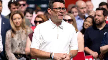 De ce este Andy Burnham, 