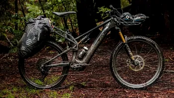 Bicicleta electrică de peste 10.000 de euro care vrea să înlocuiască SUV-ul de aventură: Specialized Turbo Levo 4 X