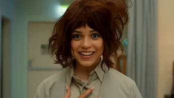 Jenna Ortega devine un robot care vrea să salveze o familie: primul trailer „Klara and the Sun” arată o altă față a lui Taika Waititi