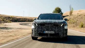 Noul BMW iX4 renunță la forma clasică de SUV. Autonomia ar putea trece de 800 km