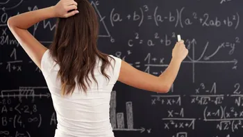 Cât face 4 + 4 × 4 + 4? Pare uşor, da mulți adulți greșesc răspunsul