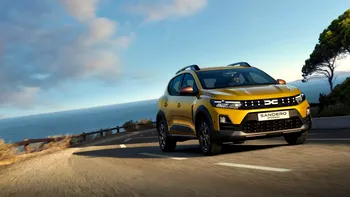Dacia Sandero Stepway Hybrid 155 intră la comandă în România: cât costă primul Stepway electrificat