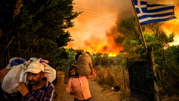 VIDEO | Grecia, prima țară din lume care detectează incendiile din spațiu cu ajutorul AI. Sistemul european care poate salva vieți vara aceasta