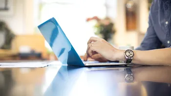 Laptopurile noi ascund procesoare vechi. Cum poți evita să plătești prea mult pentru hardware lansat acum câțiva ani