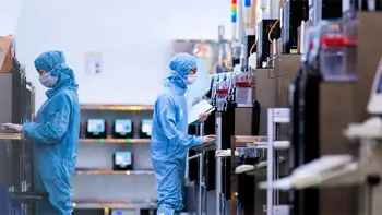 China începe producția în masă a propriilor mașini pentru fabricarea cipurilor. Primele sisteme vor ajunge în fabrici chiar în acest an