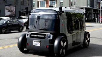 Primul robotaxi fără volan și pedale care poate încasa bani de la pasageri. Mașinile Zoox, deținute de Amazon, au primit aprobarea pentru curse comerciale și vor începe în Las Vegas