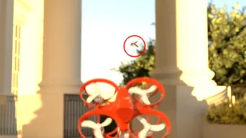 Nu mai ai nevoie de papuc sau de pernă. O dronă inteligentă promite să prindă țânțari în locul tău