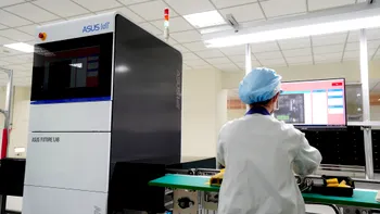„Fabricile” care produc inteligență: de ce următoarea revoluție AI depinde de energie și răcire, nu doar de cipuri