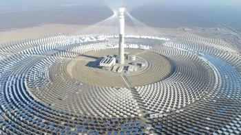 China produce energie solară opt ore după apus folosind sare topită. Centrala uriașă care nu depinde de baterii