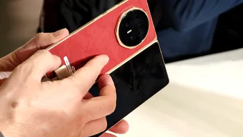 HONOR Magic V6 vrea să schimbe imaginea telefoanelor pliabile. Testul care i-a pus la încercare rezistența