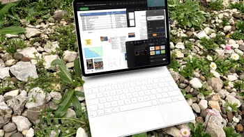 EXPERIENȚĂ iPad Air, ca alternativă la laptop - cum îți planifici vacanța folosind aplicațiile Apple FreeForm, Keynote, Pages și Numbers