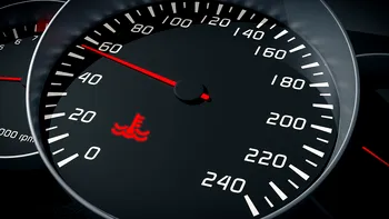 Motor care pornește greu după spălarea compartimentului motor: mufe, bobine și senzori afectați de apă