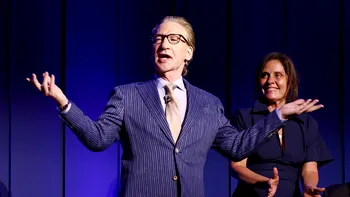 Bill Maher primește marele premiu al comediei americane. Netflix aduce ceremonia cu Louis C.K. și Jay Leno