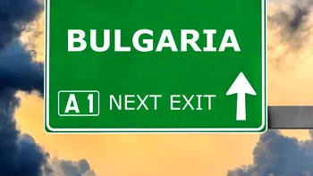Cum eşti prins imediat că ai depăşit viteza în Bulgaria. Maşinile în care stau ascunşi poliţiştii de la Rutieră