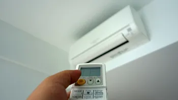 Greșeala care îți poate umfla factura la electricitate în august. Un singur reglaj poate face diferența când e caniculă