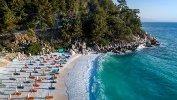 Cât spun românii că au cheltuit într-o săptămână în Grecia, în 2026. Turiştii îşi refac bugetele după noile scumpiri
