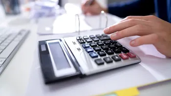 Pachetul fiscal Omnibus, explicat simplu. Ce se schimbă pentru firme și cei care vând produse online