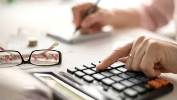 Anii de facultate, armată și concediu pentru creșterea copilului. Când se iau în calcul la pensie și când nu