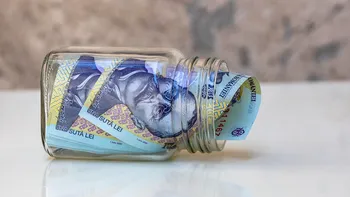 Banii primiți cadou care pot crea probleme fiscale. Când trebuie justificată proveniența sumelor