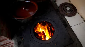 Cine poate primi bani de la stat pentru o sobă nouă. Condițiile pe care trebuie să îndeplinească locuința