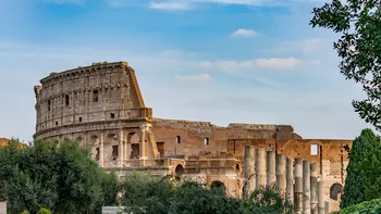 Locul de muncă pentru care primești bani să vizitezi Roma, Paris și Barcelona. Salariul este atractiv, cine poate aplica