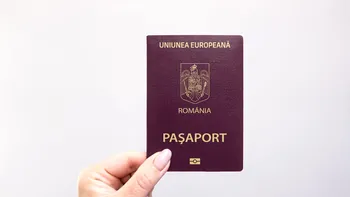 În câte țări pot intra românii fără viză în 2026. România urcă în topul celor mai puternice pașapoarte