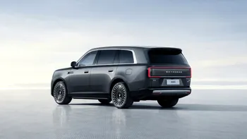 Xiaomi lansează SUV-ul cu 1.500 km autonomie și interior de sufragerie. SkyNomad N90 costă cât o compactă europeană