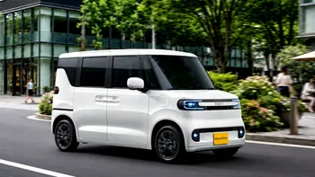 BYD lansează electrica de oraș de 11.300 de euro: Racco are uși culisante și până la 320 km autonomie când te face să uiți de Dacia Spring