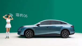 BYD lansează o electrică de mărimea Tesla Model 3 la aproape jumătate de preț. Bateria ajunge de la 10% la 70% în 5 minute