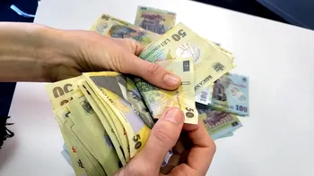 Ce se întâmplă cu banii din Pilonul 2 din 2027. Cât poți retrage imediat după pensionare și ce se întâmplă cu restul