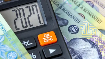 Cu cât îți crește salariul pentru fiecare prag de vechime. Cum se aplică majorările din noua Lege a salarizării după 3, 5, 10, 15 și 20 de ani