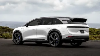 SUV-ul electric cu șapte locuri care face 0-100 km/h ca un supercar: Lucid Gravity GT-S are peste 1.000 CP