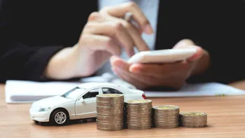 RCA, printre scumpirile care îngrijorează BNR. Cât costă acum polița în funcție de mașină și șofer