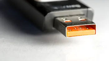 Cum formatezi un stick USB în Windows 11 și ce format trebuie să alegi