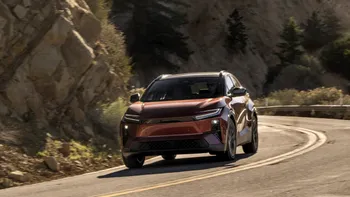 Toyota aduce un rival pentru Kia și Hyundai: C-HR EV combină designul spectaculos cu 460 km autonomie