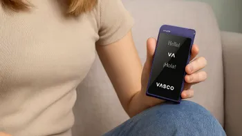 Vasco Translator Q1 – gadgetul cu asistent AI care nu doar traduce eficient, dar îți clonează vocea și funcționează offline. Cum te ajută să înțelegi lumea mai bine