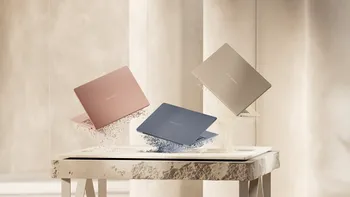 ASUS extinde Zenbook 14 OLED cu noi procesoare Intel Panther Lake. Laptopul promite până la 18 ore de autonomie