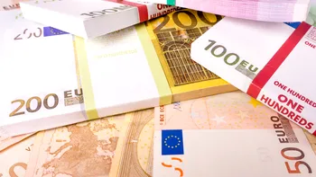 Țara europeană care a ajuns aproape să renunțe la numerar. Aproape că au dispărut banii cash aici