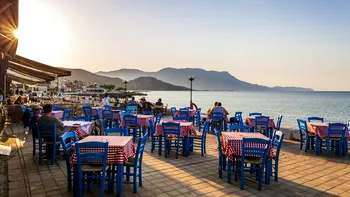 Cum recunoști o tavernă autentică în Grecia. Detaliul pe care localnicii îl observă imediat