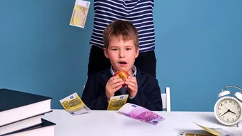 Copiii din Germania vor avea bani puși deoparte pentru pensie de la 6 ani. Cât va contribui statul în fiecare lună
